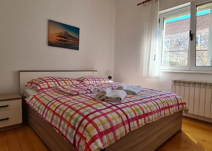 Turan Jelsa (Hvar)